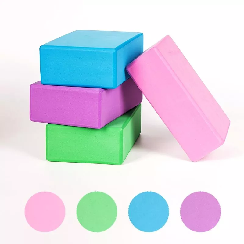 Qual bloco de ioga se adapta melhor à sua prática?